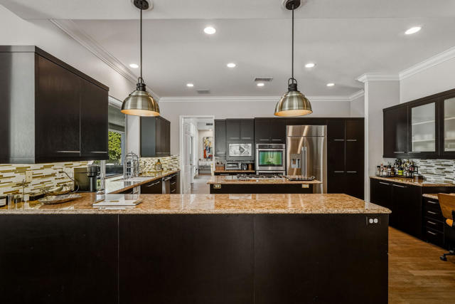 42 Abby Road, Rancho Mirage, CA 92270