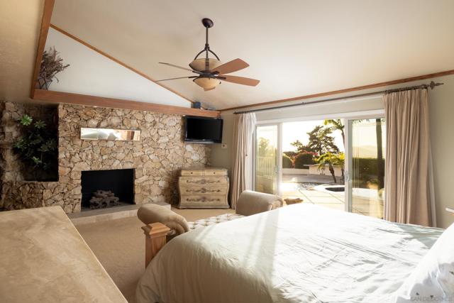 13671 Orchard Gate Rd, Poway CA: https://media.crmls.org/mediaz/057beae5-1e46-4089-a3ba-98007b337a5f.jpg