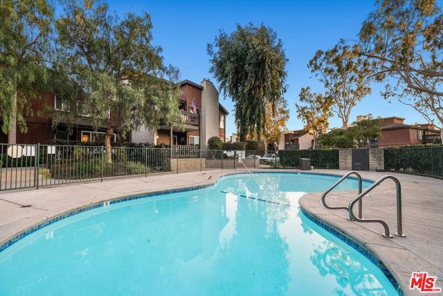 7215 Summertime Lane, 215 photo 32