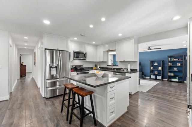 1610 Dennis Avenue, Milpitas CA: https://media.crmls.org/mediaz/057d1846-9a8f-4825-ac33-d2025d92d7df.jpg