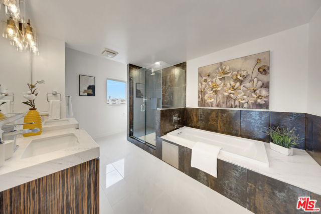 1529 S Westgate Avenue, Los Angeles CA: https://media.crmls.org/mediaz/057d1f68-cdc9-4d22-a03a-fce6422ebed7.jpg