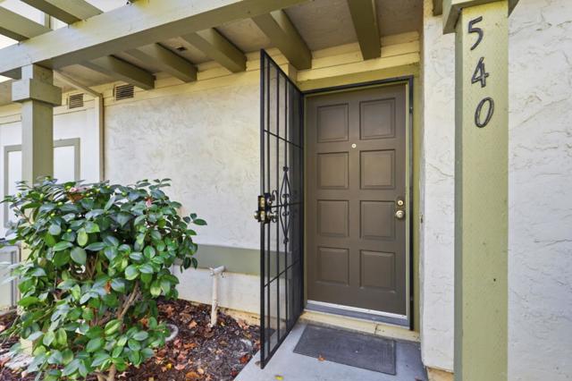 540 Valley Forge Way, Campbell CA: https://media.crmls.org/mediaz/057dd0f0-bc26-4bc4-bb24-d11148fc1aa5.jpg