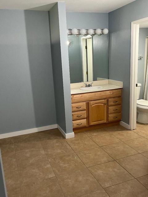 5300 E Waverly Drive, Palm Springs CA: https://media.crmls.org/mediaz/057eb3d9-6c4d-48e2-9eed-1020b83970d2.jpg
