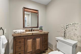 11 Mayflower Lane, San Carlos CA: https://media.crmls.org/mediaz/05811769-2026-4d11-8d96-8e9f3987639a.jpg