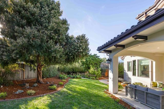 4118 Sutherland Drive, Palo Alto CA: https://media.crmls.org/mediaz/0581ba4f-7bf5-4db3-a031-fe595a533c9c.jpg