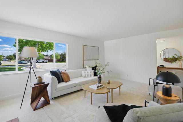 3643 Justine Drive, San Jose CA: https://media.crmls.org/mediaz/0582403e-90f3-4741-ac4b-dfdf5fc5f147.jpg