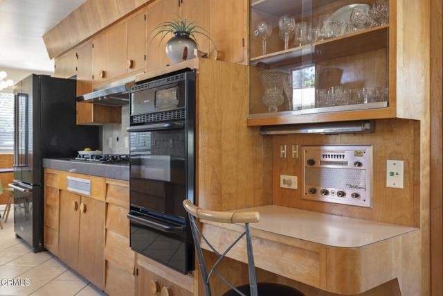 109 Shamrock Drive, Ventura CA: https://media.crmls.org/mediaz/05845c16-ae80-4286-8e82-970f3c9c4c8f.jpg