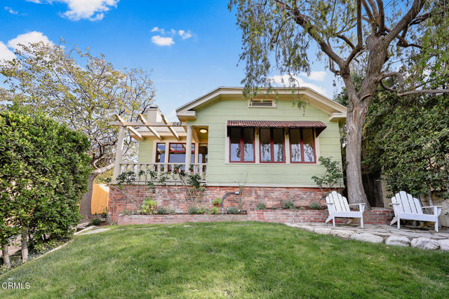 Detail Gallery Image 1 of 50 For 1042 Coronado Ter, Los Angeles,  CA 90026 - 2 Beds | 2 Baths