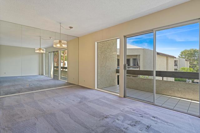 1552 S Camino Real, Palm Springs CA: https://media.crmls.org/mediaz/05858749-d5e2-4c10-8022-532f9c05ab78.jpg