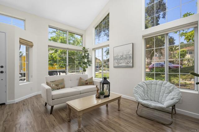 3430 Corte Viejo, Carlsbad CA: https://media.crmls.org/mediaz/058630f4-1e12-4a08-a458-0fdb285f0c1f.jpg