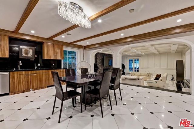 Drew Fenton | 725 N Faring Road Los Angeles CA | MLS: 7656668