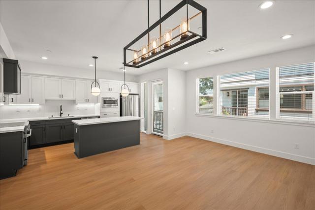 224 Carroll Street, Sunnyvale CA: https://media.crmls.org/mediaz/0586c035-612e-44dd-8873-bf40d30937dd.jpg