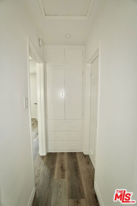 5216 Navarro Street, Los Angeles CA: https://media.crmls.org/mediaz/0586c345-b0a2-41a9-91e3-5380138d4cc5.jpg