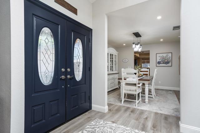 Detail Gallery Image 14 of 54 For 1668 Avenida Cherylita, El Cajon,  CA 92020 - 4 Beds | 2/1 Baths