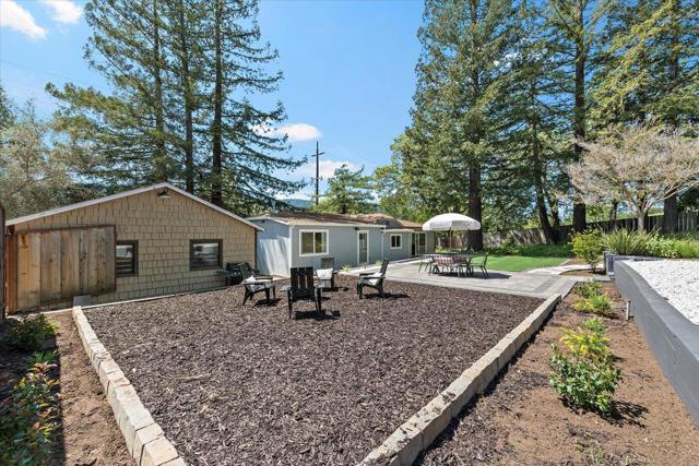789 Canada Road, Woodside CA: https://media.crmls.org/mediaz/05874f4d-f558-400c-910c-bc06a1f9a682.jpg