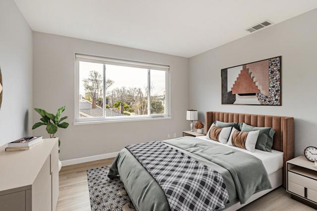 88 17th Avenue, San Mateo CA: https://media.crmls.org/mediaz/0587fd5b-0b29-46ad-85c9-7af05557857f.jpg