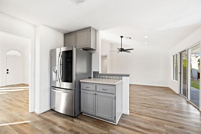 44260 Villeta Drive, La Quinta CA: https://media.crmls.org/mediaz/05886fe5-b51a-4e8a-a3e2-19a97931b503.jpg