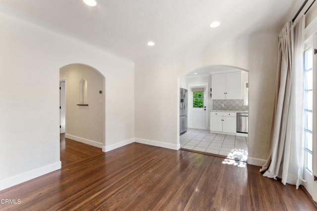 Detail Gallery Image 11 of 43 For 2242 Cooley Pl, Pasadena,  CA 91104 - 3 Beds | 2 Baths
