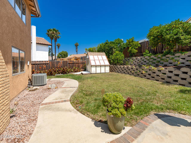 4380 N Skylark Court, Moorpark CA: https://media.crmls.org/mediaz/058a4fb7-e59a-4182-9b76-08e44c4aa7dd.jpg
