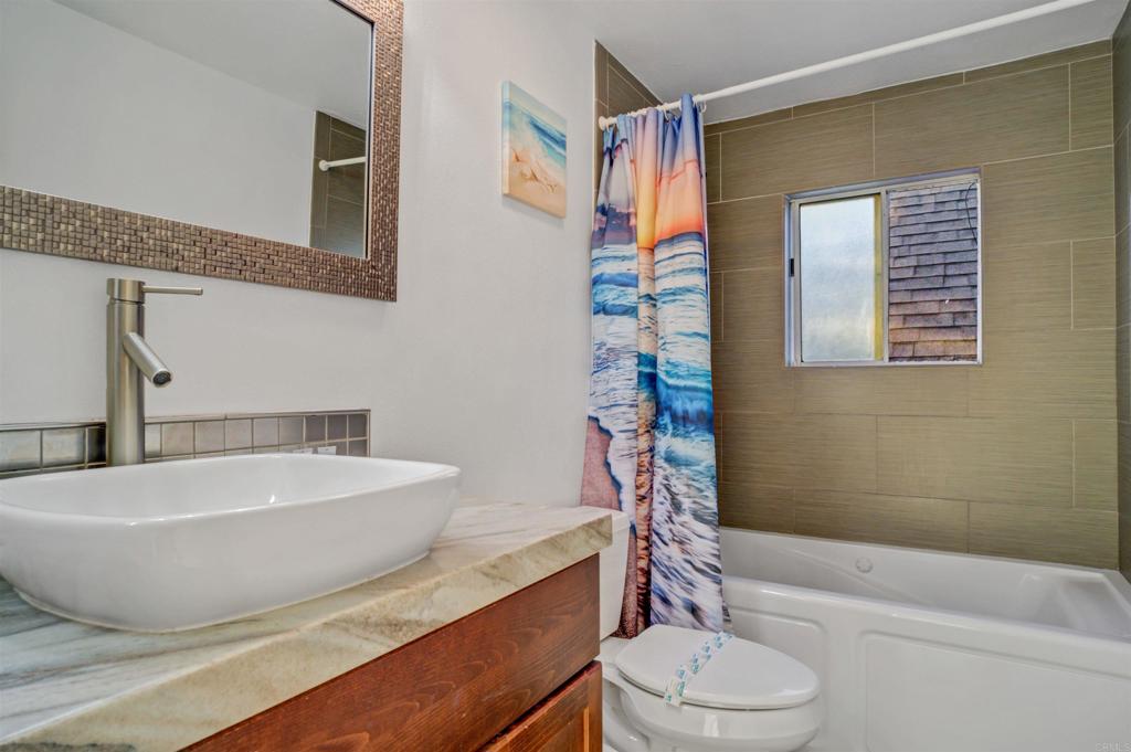 3715 Mission Boulevard - photo 11