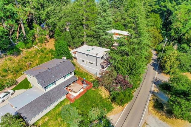 21683 Summit Road, Los Gatos CA: https://media.crmls.org/mediaz/058c2dec-d2ad-483c-aa3b-0d13617c7e15.jpg