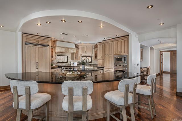 Detail Gallery Image 15 of 65 For 120 C Ave #303,  Coronado,  CA 92118 - 2 Beds | 2 Baths