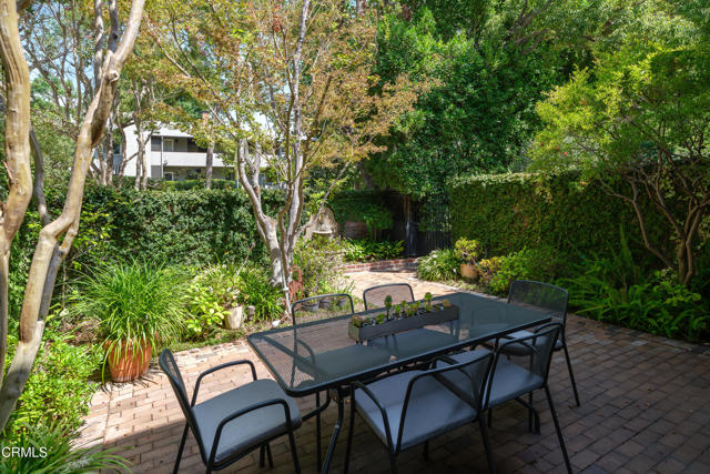 Detail Gallery Image 37 of 56 For 1105 S Orange Grove Bld, Pasadena,  CA 91105 - 3 Beds | 2/1 Baths