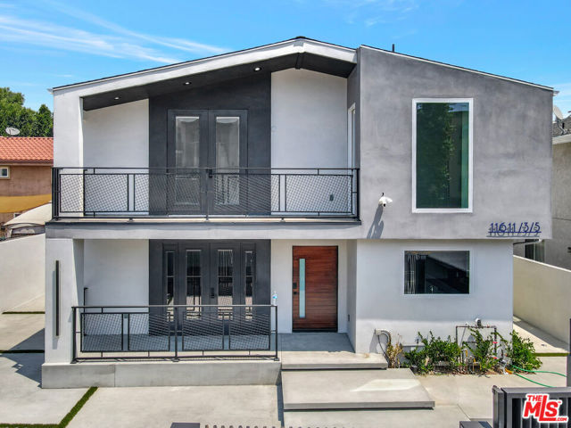 11611 Burbank Boulevard, North Hollywood CA: https://media.crmls.org/mediaz/058e897b-23e9-4324-a809-efe67f1224cd.jpg