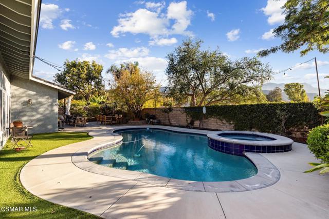 3348 Holloway Street, Newbury Park CA: https://media.crmls.org/mediaz/058eab70-5864-40d3-8c68-e2b4aabe6246.jpg