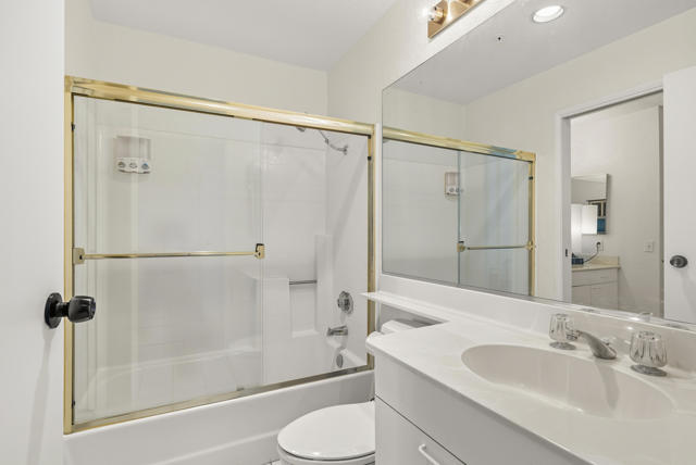 2601 S Broadmoor Drive, Palm Springs CA: https://media.crmls.org/mediaz/058eec0d-5000-4795-9fd7-baf50b31e8cb.jpg