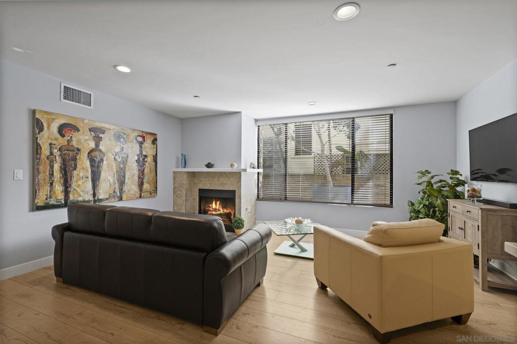 4082 Albatross St - photo 12