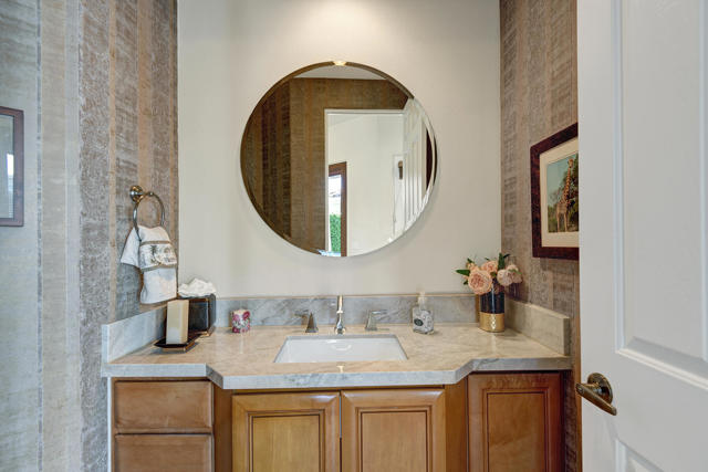 79405 Mandarina, La Quinta CA: https://media.crmls.org/mediaz/058f9a84-d437-4c49-b019-b6456926ca03.jpg
