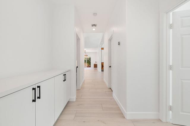 Image 32 of 48 For 43875 Milan Court