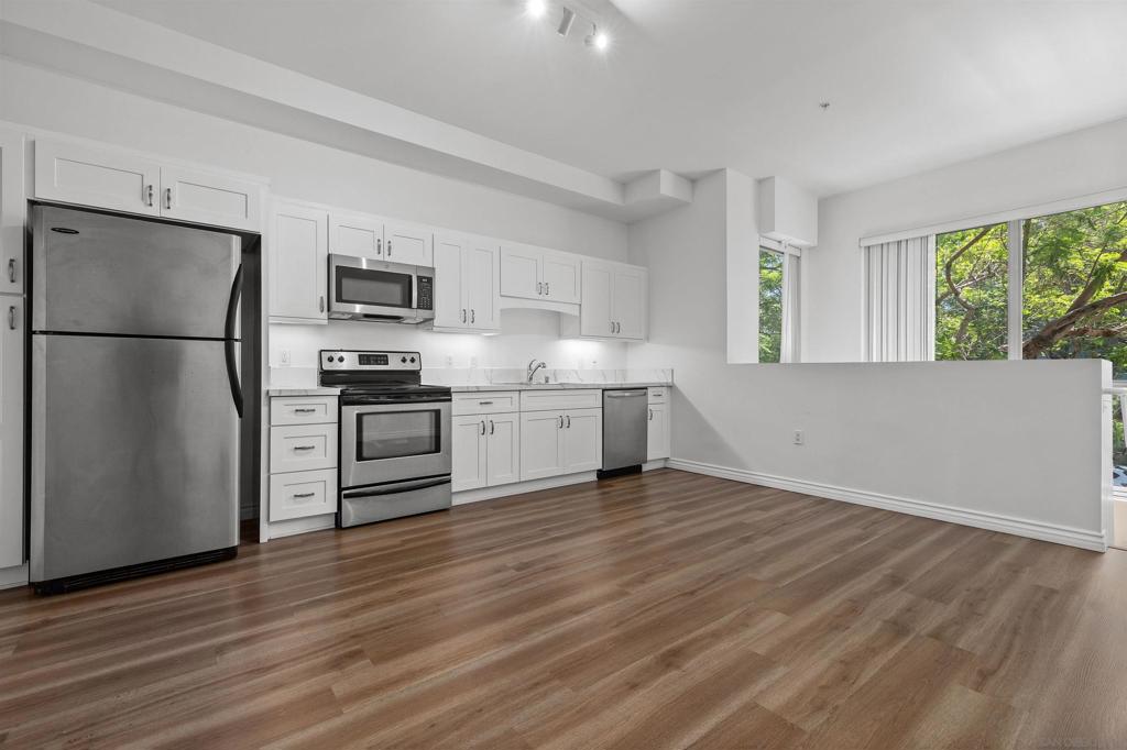 889 Date St - photo 10