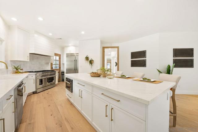 17601 Valle Verde, Poway CA: https://media.crmls.org/mediaz/05909222-cfd8-4977-a2df-2cc78b18ec78.jpg