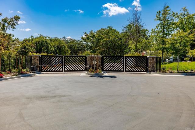 Detail Gallery Image 36 of 42 For 18218 Paradise Mountain Rd #116,  Valley Center,  CA 92082 - 2 Beds | 2 Baths