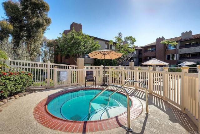 Detail Gallery Image 36 of 43 For 10250 Caminito Cuervo #15,  –,  CA 92108 - 2 Beds | 2 Baths