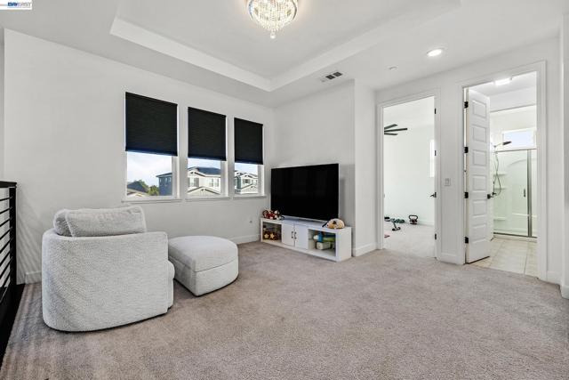 Image 19 of 60 For 259 Eagle Nest Dr