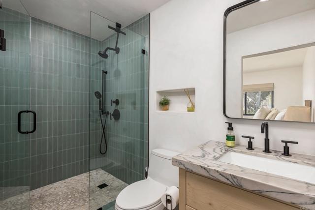 Detail Gallery Image 5 of 37 For 801 3 North Pacific St, Oceanside,  CA 92054 - – Beds | – Baths