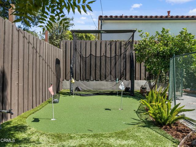 1327 Campbell Street, Glendale CA: https://media.crmls.org/mediaz/059349b2-d874-4f8e-afe7-2a1cc7d77d0b.jpg