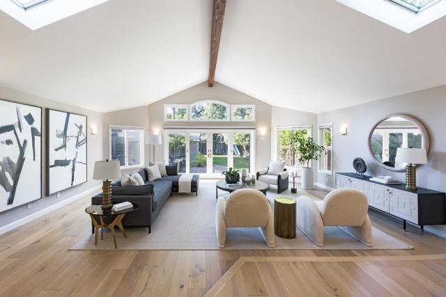 1220 Payne Drive, Los Altos CA: https://media.crmls.org/mediaz/0594068a-1f67-48e3-8242-e527b585fa31.jpg