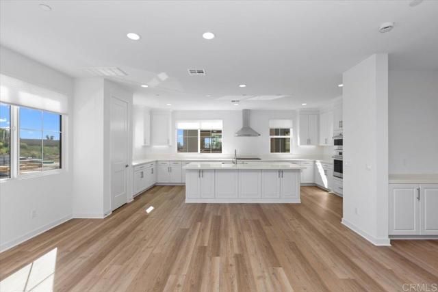 Detail Gallery Image 15 of 35 For 2590 Broom Ln, Carlsbad,  CA 92008 - 4 Beds | 3/1 Baths