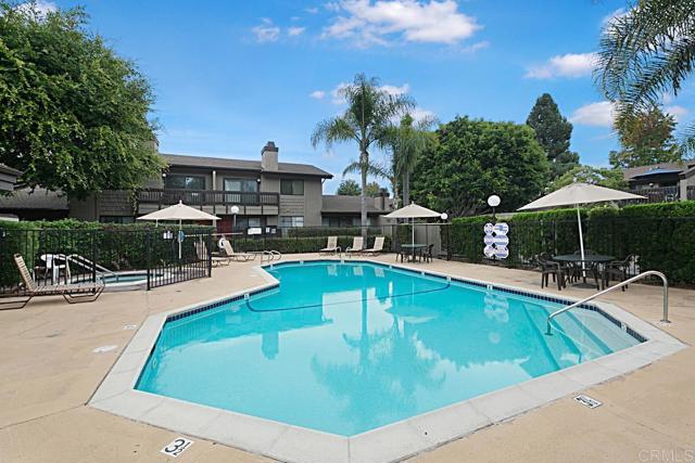 Detail Gallery Image 10 of 11 For 8350 via Sonoma #F,  La Jolla,  CA 92037 - 1 Beds | 1 Baths