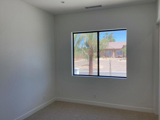 79777 Kingston Drive, Bermuda Dunes CA: https://media.crmls.org/mediaz/05973b02-6457-4050-8102-9264f0d931af.jpg