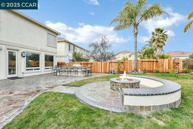 2460 Covelite Way, Antioch CA: https://media.crmls.org/mediaz/05978d4b-f1df-4414-ad09-0d6812a76845.jpg