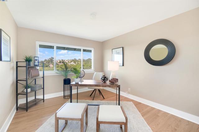 3218 Oakes Dr, Hayward CA: https://media.crmls.org/mediaz/0597b065-0d01-48bf-bf72-35f077ba4a7c.jpg