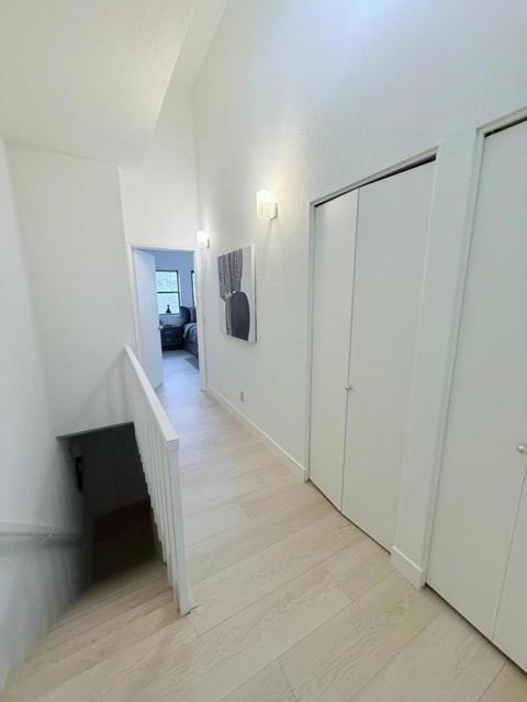 421 Sierra Vista Avenue, Mountain View CA: https://media.crmls.org/mediaz/0597fd6d-f1e5-4ada-9a06-b66200797d34.jpg
