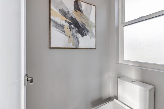 1066 Larch Avenue, Moraga CA: https://media.crmls.org/mediaz/059a48ea-41e7-4b2d-8afa-699551613f81.jpg