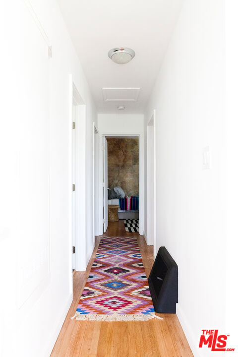 3118 21ST Street, Santa Monica CA: https://media.crmls.org/mediaz/059a97db-d298-43f2-b553-223ae8da038b.jpg