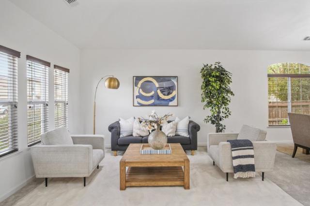 2114 Diego Court, Tracy CA: https://media.crmls.org/mediaz/059a9f97-8976-4a7f-aa75-5bc7cc17413b.jpg